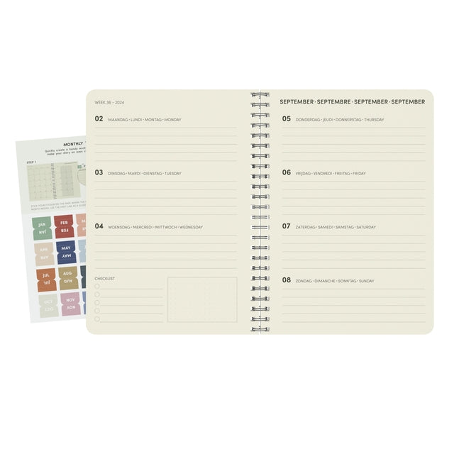 Schoolagenda 2024-2025 Lannoo QC Colour 18 Maanden, 7 Dagen Per Week - 4