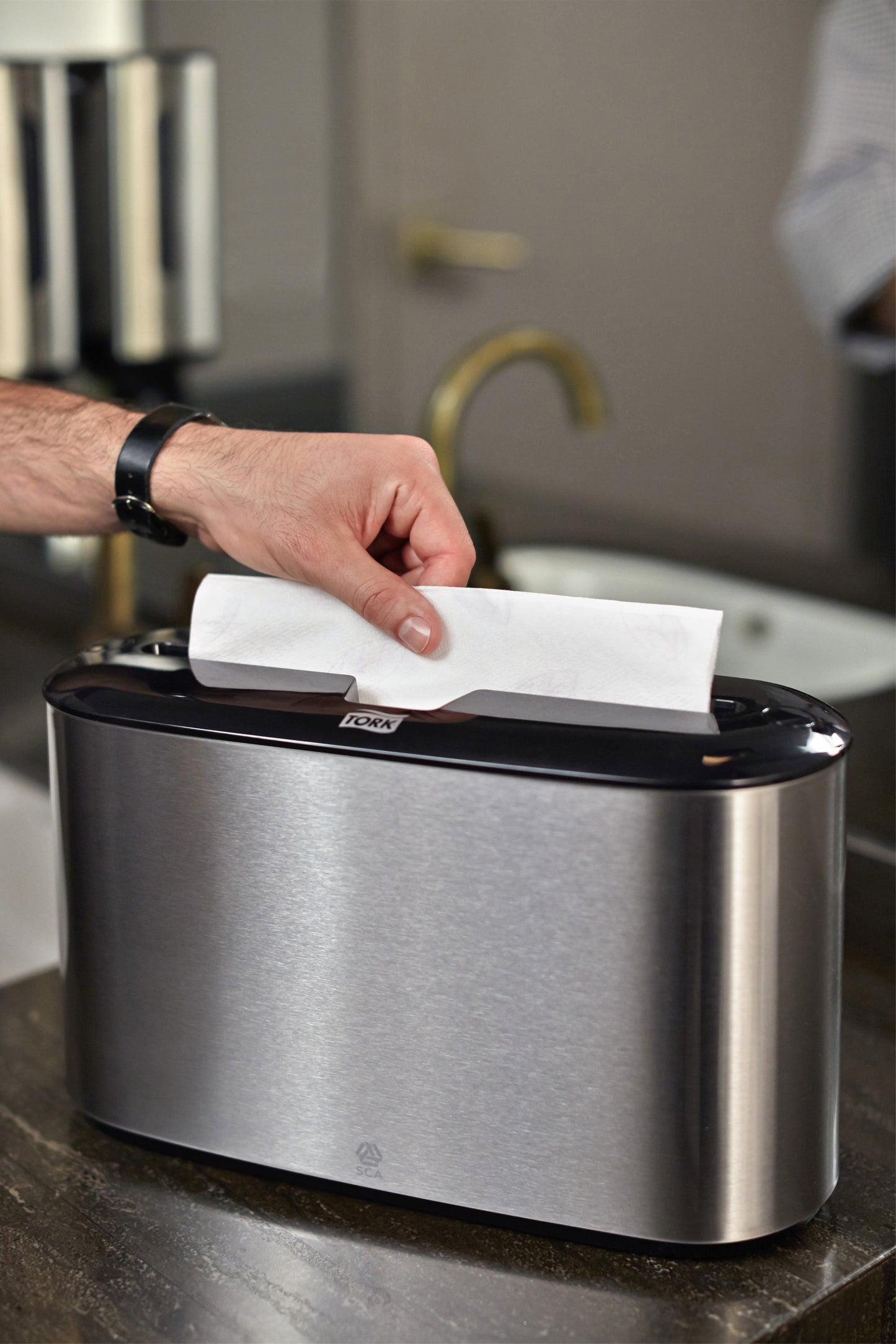 Handdoekdispenser Tork countertop H2 rvs, modern design - 5
