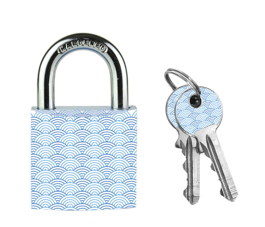 Hangslot Masterlock 30mm met golfmotief en dubbele vergrendeling