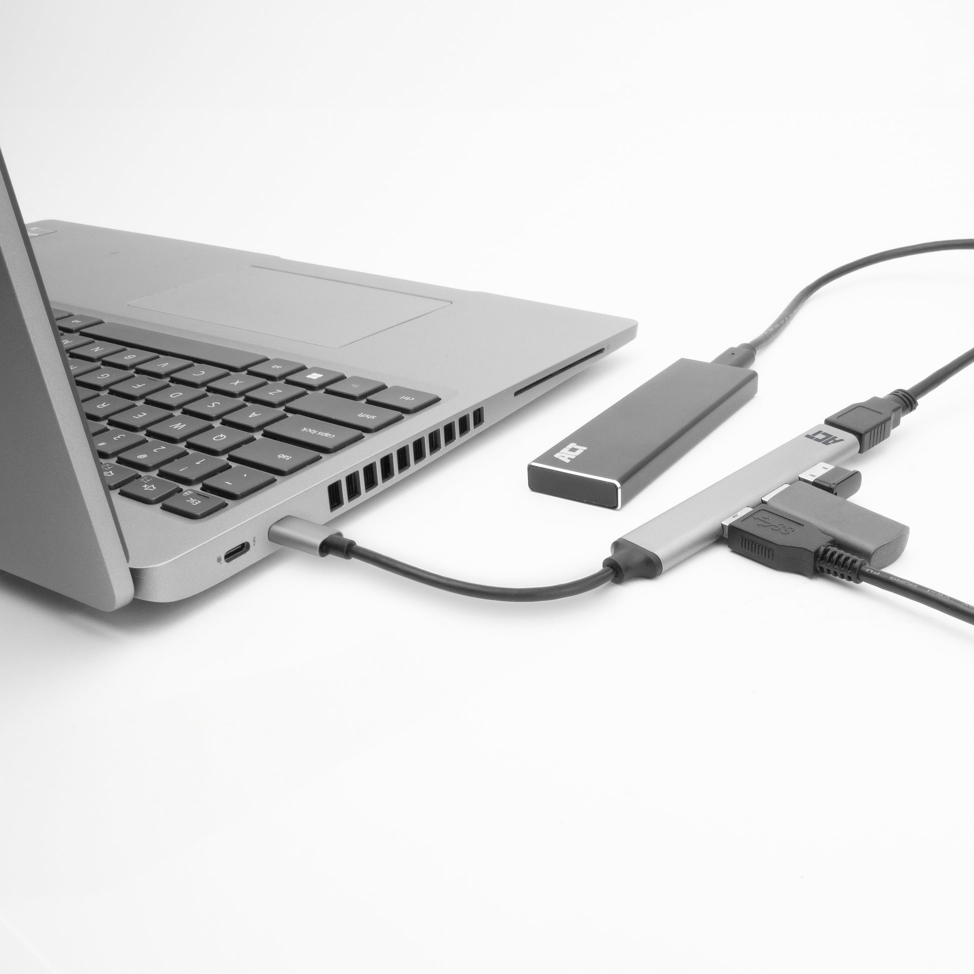USB-C hub met 3 USB-A 2.0 en 1 USB-A 3.2 Gen1 poort - 5