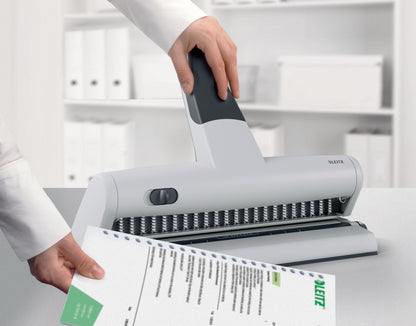 Leitz Heavy Duty perforator 23-gaats, 15 vel capaciteit - 2