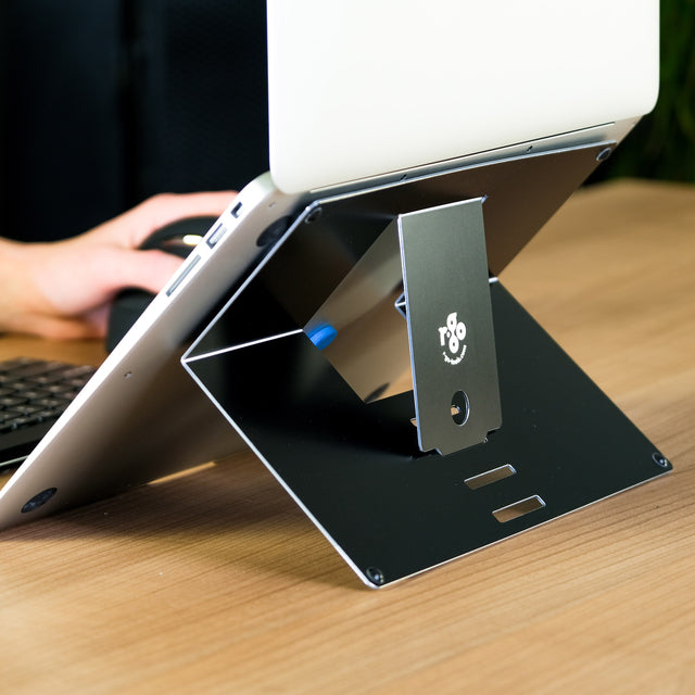 Dunne Aluminium R-Go Riser Attachable Laptopstandaard - 6